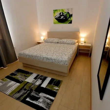 度假居 Poolincluded - Holiday Home Ivona *